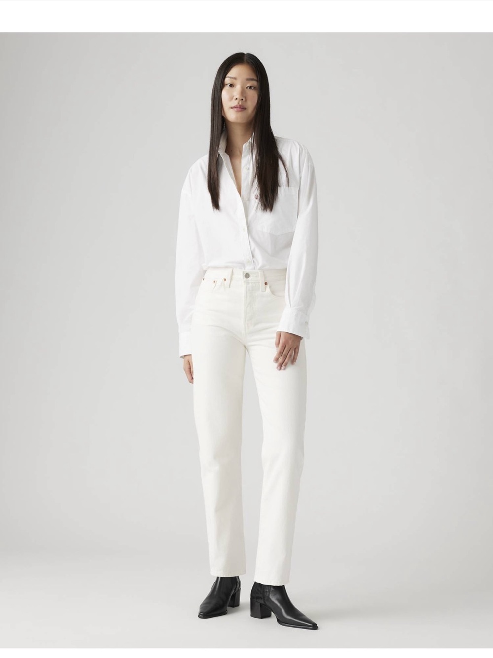 Levi’s Wedgie Straight Ankle Jeans in White - Picture 8 of 10